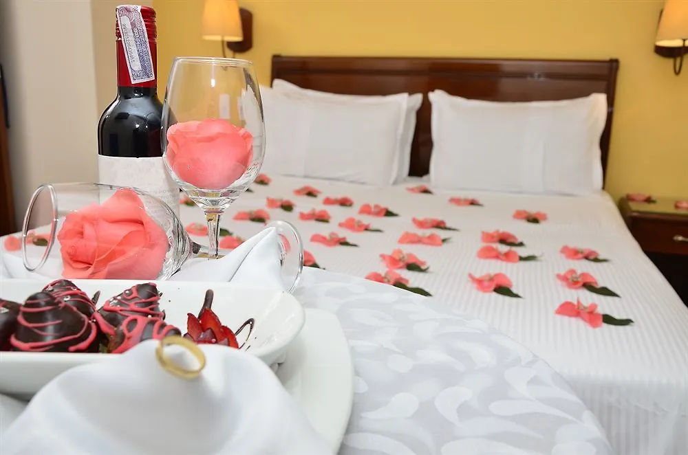 Hotel San Pablo Богота